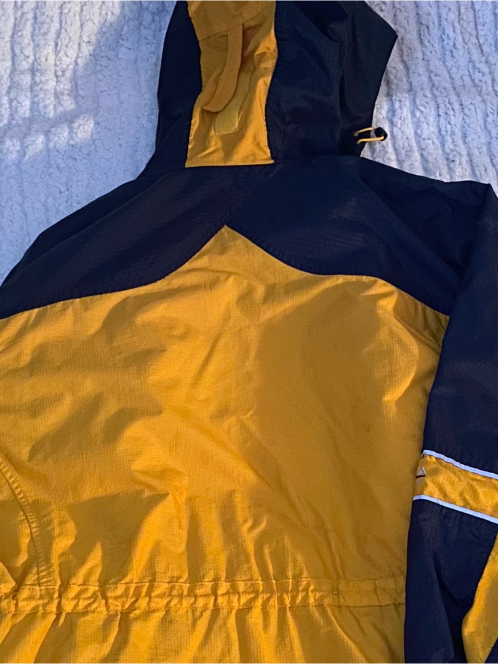 Columbia Yellow and Navy Colorblock Men's Raincoat - Picture 2 of 5